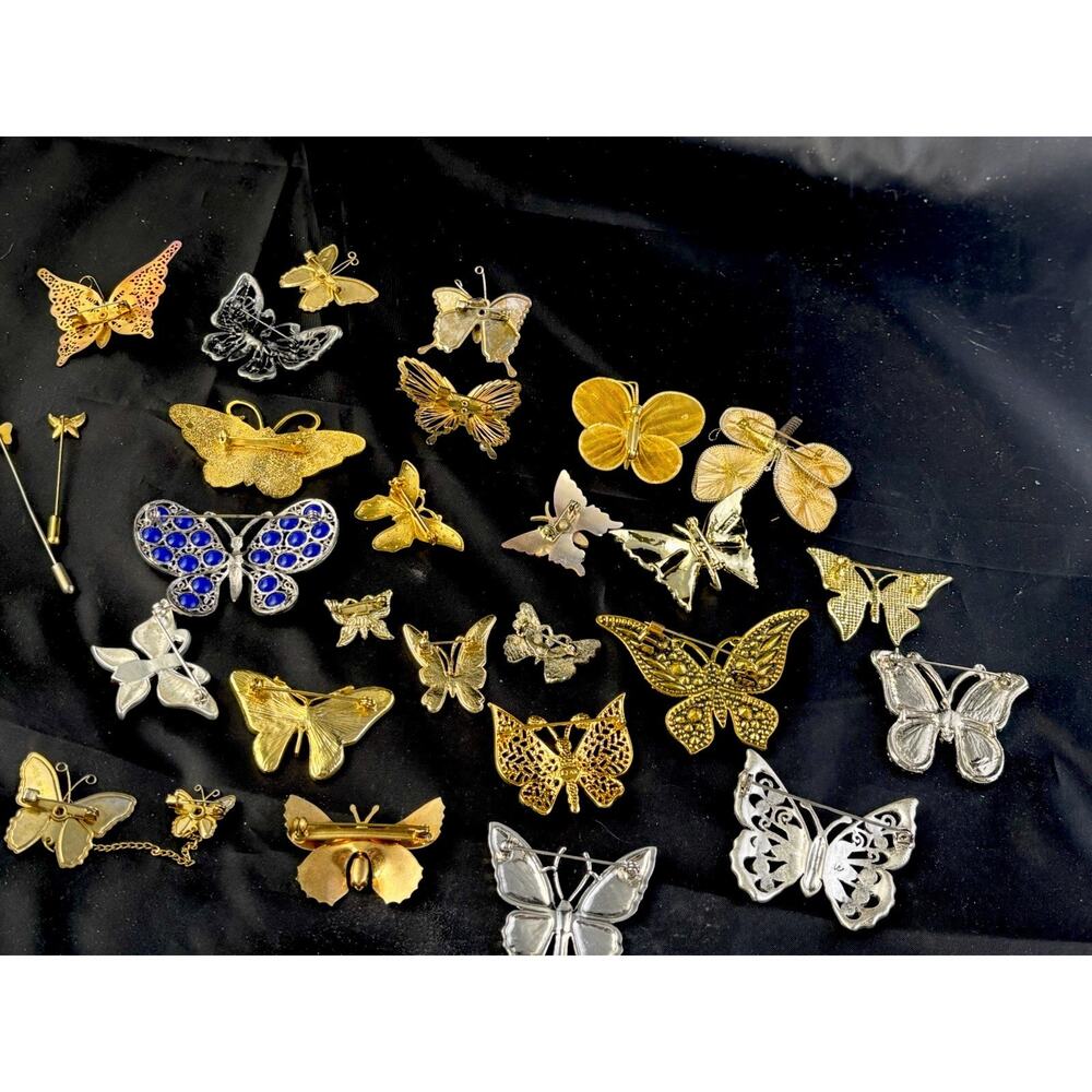 Lot of 28 VTG/Mod Brooches Rhinestone Enamel Crystal Statement -AK-Gerry’s -LC - Picture 11 of 12